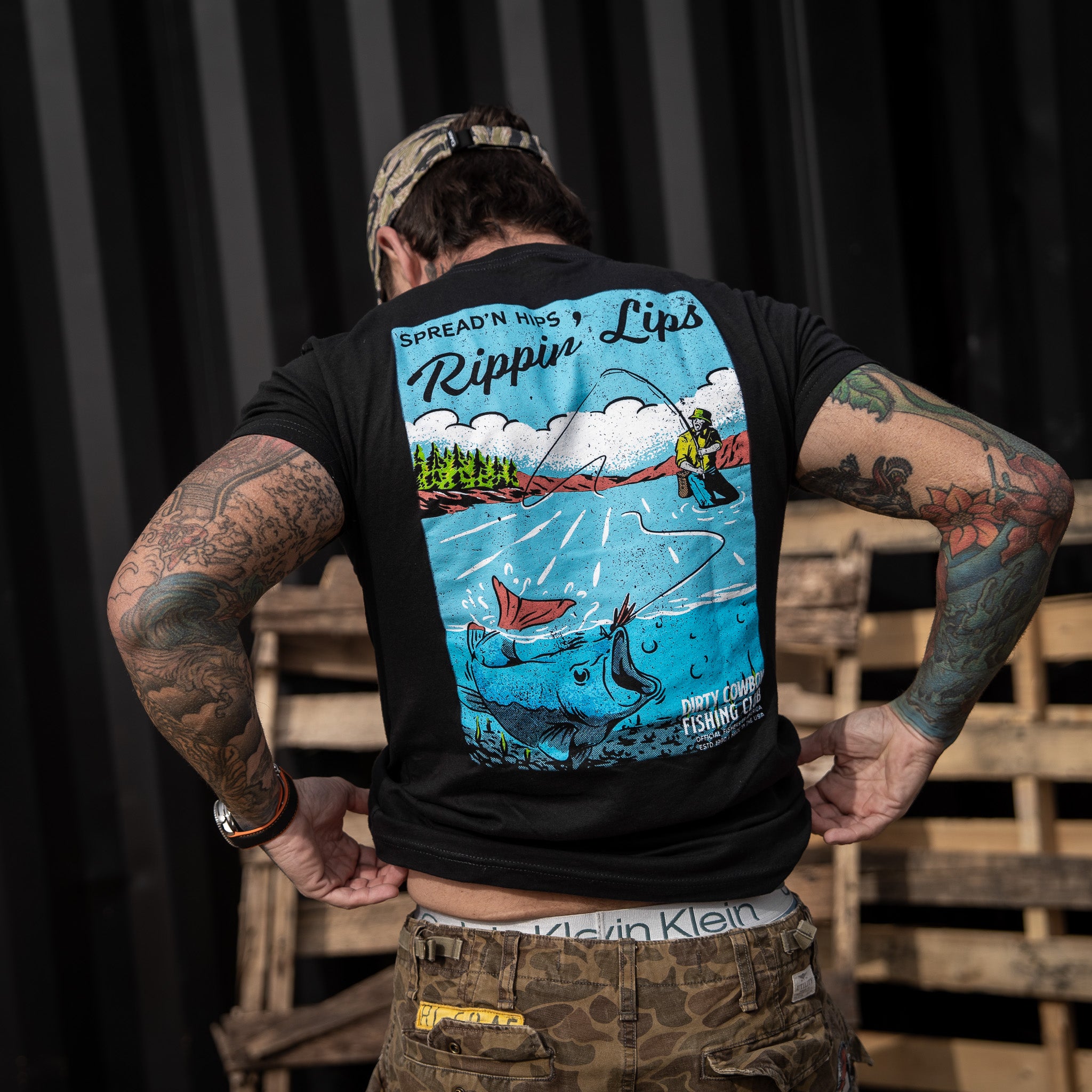 Spreadin' Hips & Rippin' Lips Fishing Club Men's T-Shirt - DIRTY COWBOY MFG